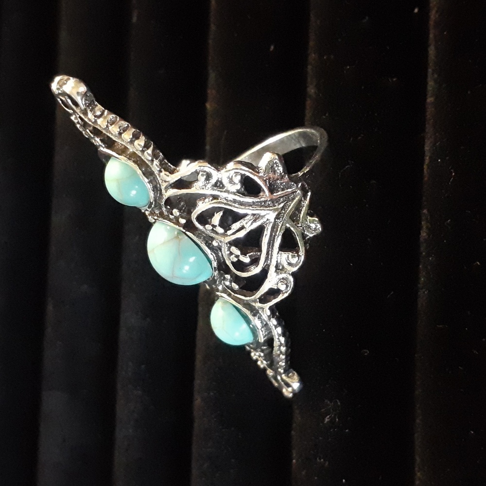 Turquoise 3 Stone Ring - Picture 4 of 4